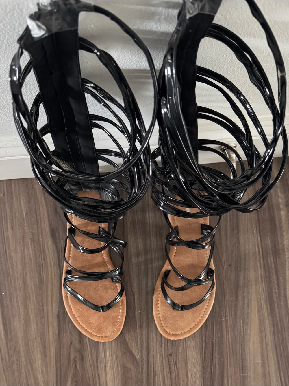 Forever Link Black Patent Strappy Gladiator Sandals